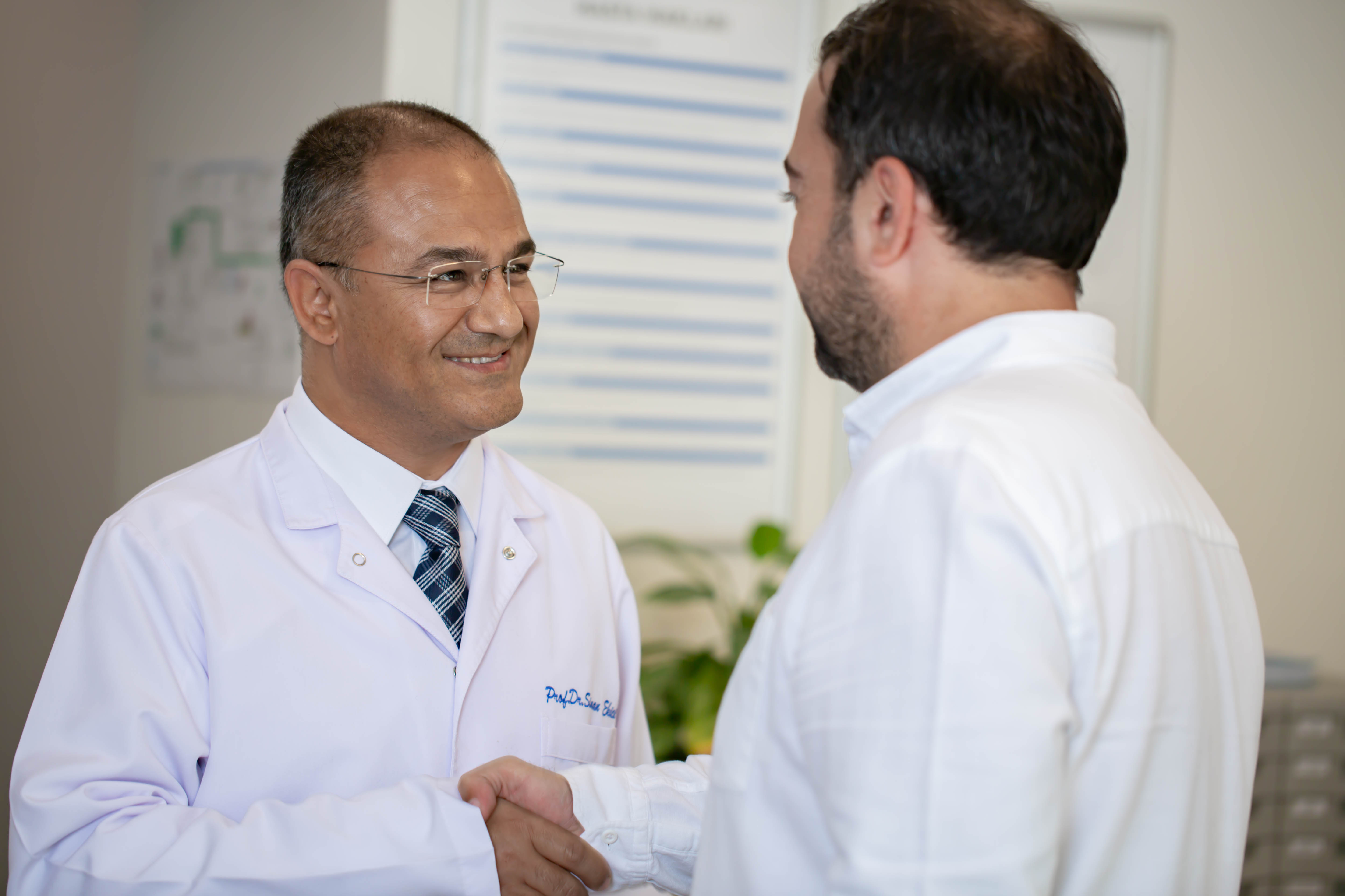 Uroloji Uzmani Prof Dr Sinan Ekici Klinigi 14 Bk