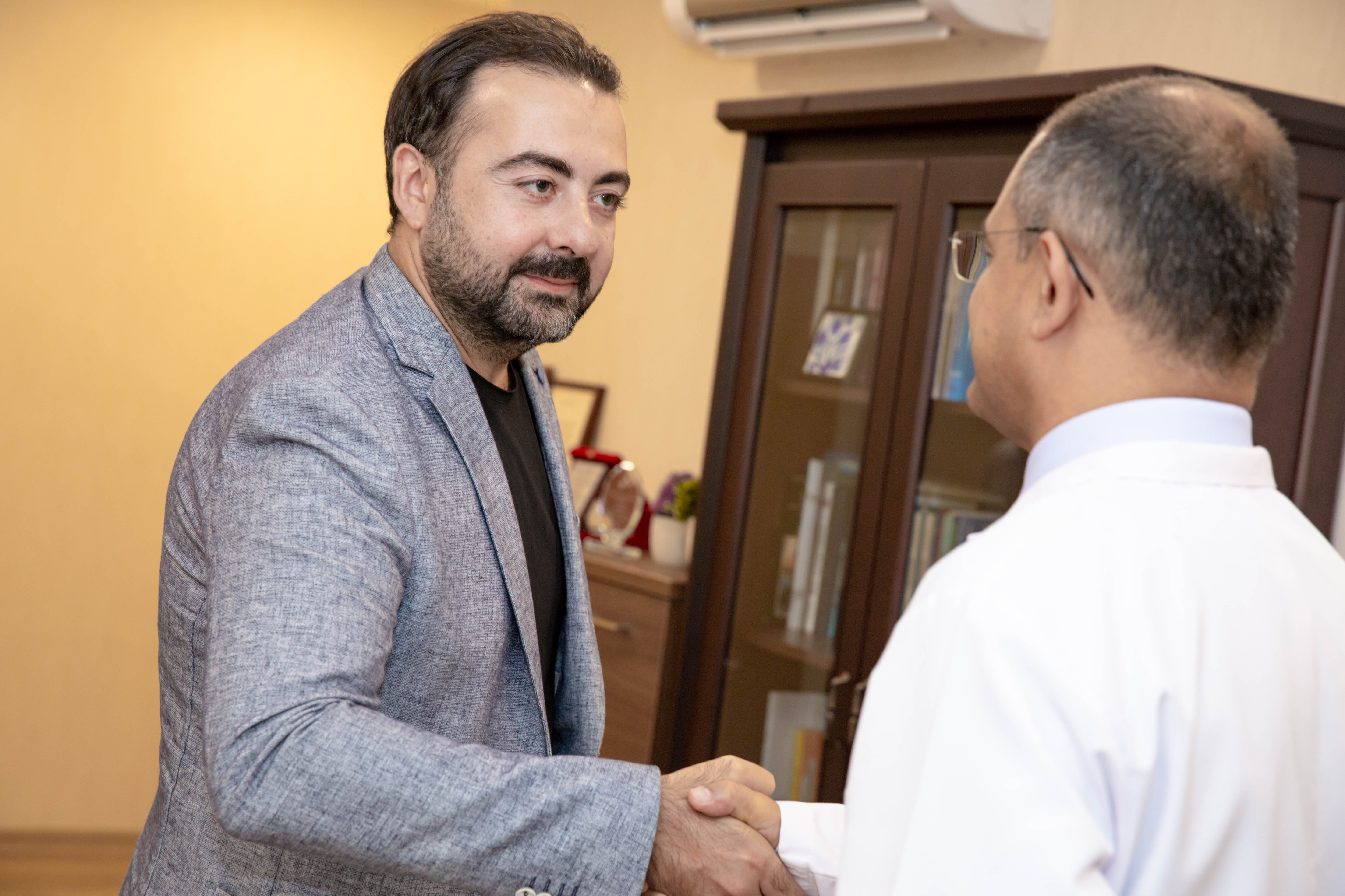 Uroloji Uzmani Prof Dr Sinan Ekici Klinigi 8 1