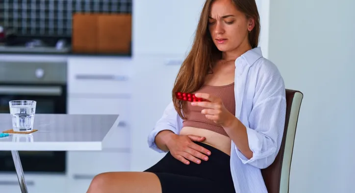 Sistit Geçmiyor: Antibiyotiğe Rağmen Neden Devam Eder?